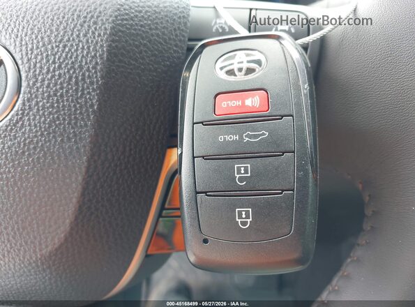 4T1DBADKXTU051012 2026 TOYOTA CAMRY Синий Вид панели приборов