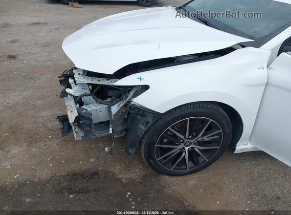 4T1G11AK0MU411121 2021 TOYOTA CAMRY White 