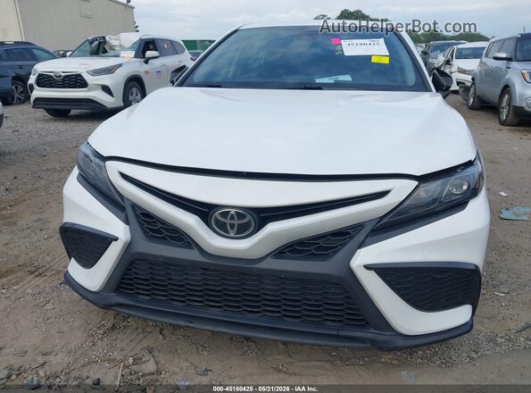 4T1G11AK0MU607415 2021 TOYOTA CAMRY White 