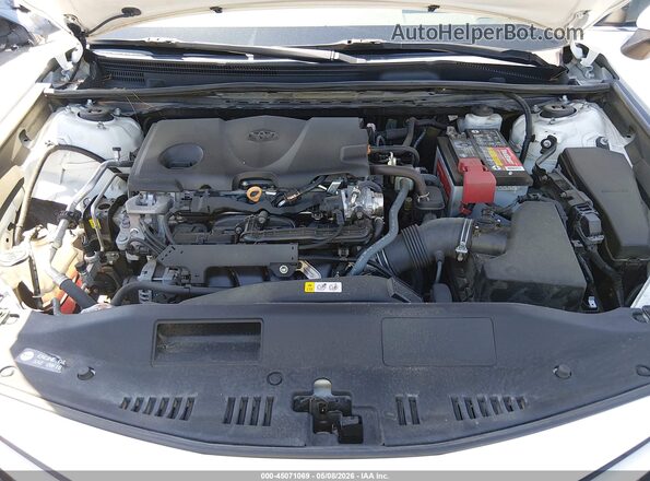 4T1G11AK5MU404147 2021 TOYOTA CAMRY Белый Вид сзади