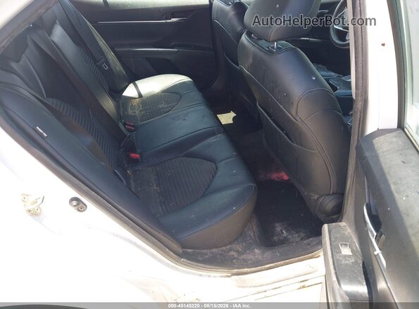 4T1G11AK7LU880558 2020 TOYOTA CAMRY White Vista de la etiqueta del VIN