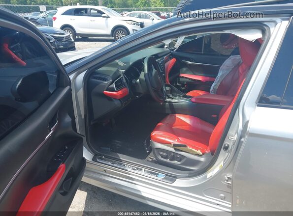 4T1G11AK7LU936854 2020 TOYOTA CAMRY Gray Widok naklejki z numerem VIN