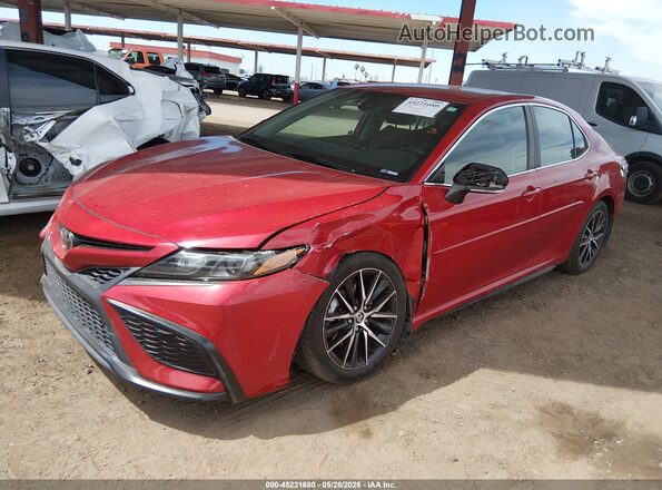 4T1G11AKXNU044200 2022 TOYOTA CAMRY Red 