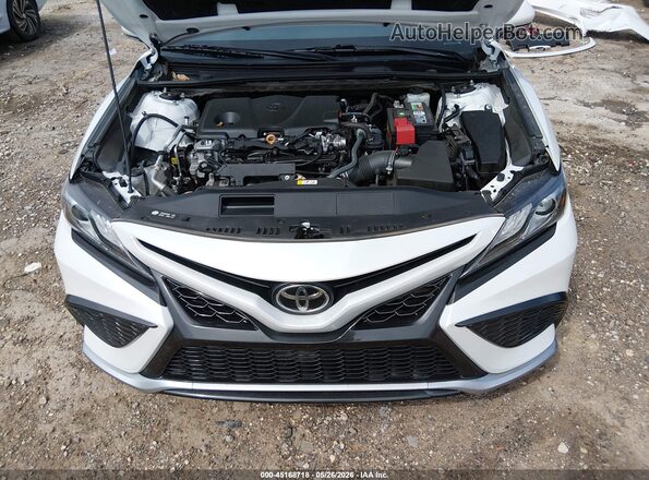 4T1K61AK1MU514012 2021 TOYOTA CAMRY Белый Вид сзади