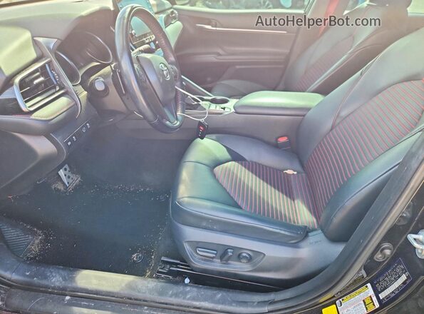 4T1KZ1AK8MU052748 2021 TOYOTA CAMRY Black 
