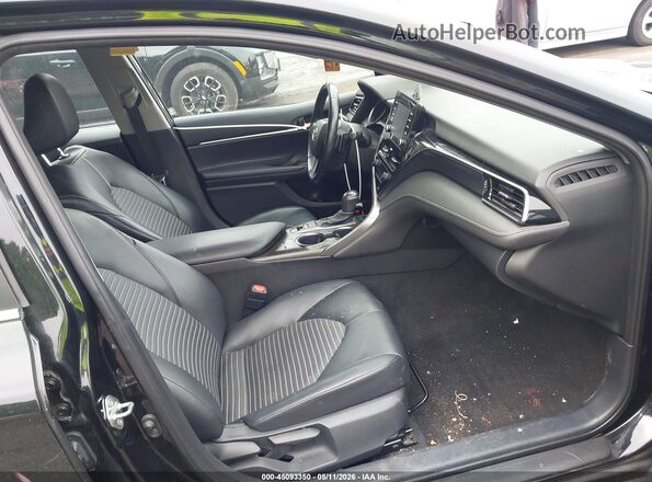4T1T11BK9MU021132 2021 TOYOTA CAMRY Black წინა სალონის ხედი