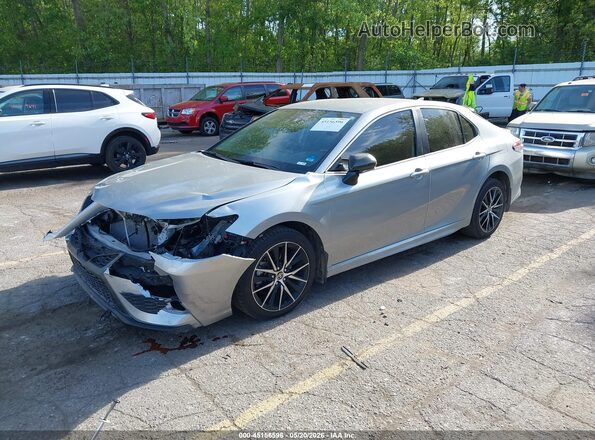 4T1T11BKXPU089833 2023 TOYOTA CAMRY Silver Vista tres cuartos delantera izquierda