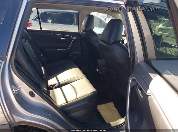4T3D6RFV6MU044268 2021 TOYOTA RAV4 HYBRID Silver Vista de la etiqueta del VIN