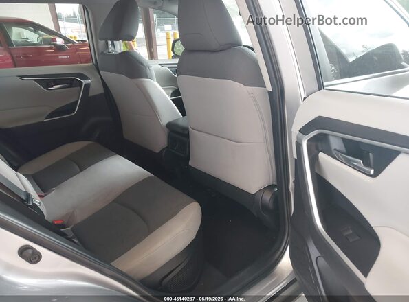 4T3RWRFV4MU023991 2021 TOYOTA RAV4 HYBRID Silver VIN կոդի պիտակի տեսք
