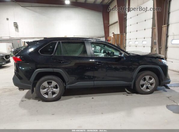 4T3RWRFV4NU066163 2022 TOYOTA LE Black 