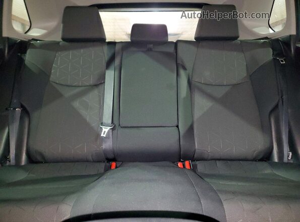 4T3RWRFV4RU144902 2024 TOYOTA LE Black Widok tylnych siedzeń