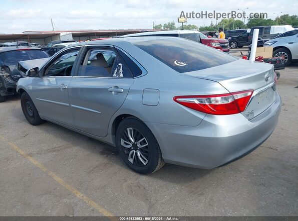 4T4BF1FK2GR546499 2016 TOYOTA CAMRY Silver Հետևի ձախ