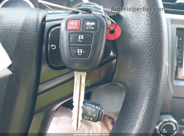 4T4BF1FK2GR546499 2016 TOYOTA CAMRY Silver Առջևի վահանակի տեսք