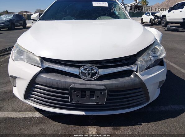 4T4BF1FK3GR584680 2016 TOYOTA CAMRY White Rear interior view