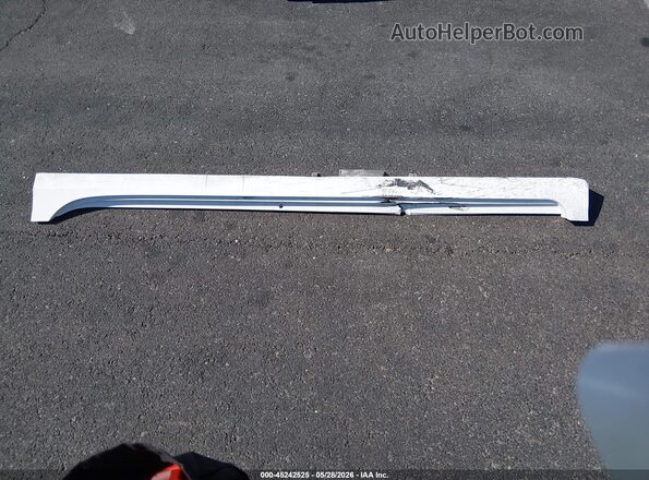 4T4BF1FK3GR584680 2016 TOYOTA CAMRY White Instrument cluster view