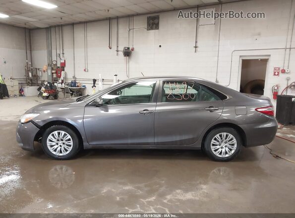 4T4BF1FK7GR527222 2016 TOYOTA CAMRY Gray 