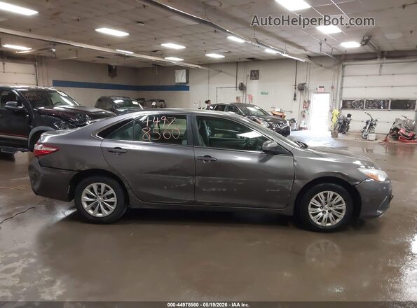 4T4BF1FK7GR527222 2016 TOYOTA CAMRY Gray 
