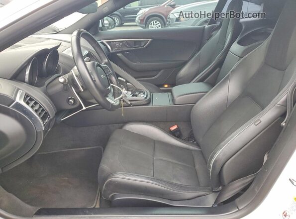 SAJDD1GX5JCK53914 2018 JAGUAR F-TYPE Белый Вид панели приборов