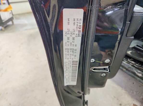 1C4PJLCB6KD438687 2019 JEEP CHEROKEE Black 