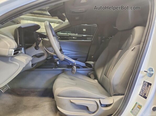 KMHLM4DG0SU094582 2025 HYUNDAI ELANTRA White 