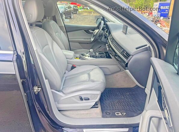 WA1LAAF7XKD008245 2019 AUDI Q7 Black Widok z tyłu