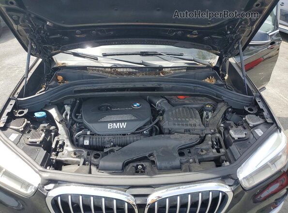 WBXHT3Z37H4A56438 2017 BMW X1 Black Vista de la etiqueta del VIN