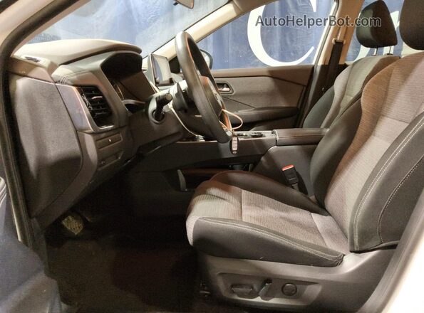 5N1BT3BBXNC720729 2022 NISSAN ROGUE Белый Вид салона спереди