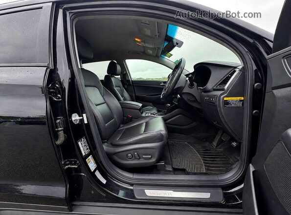 KM8J3CA25GU130626 2016 HYUNDAI TUCSON Черный 