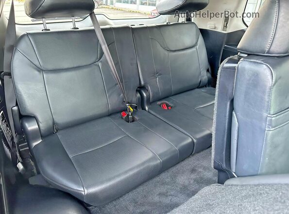 JTJHY7AX1J4261662 2018 LEXUS LX Черный 