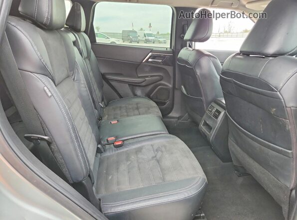 JA4J3UA8XNZ010359 2022 MITSUBISHI OUTLANDER Silver 