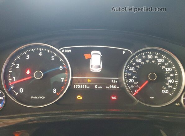 WVGRF7BP1HD000355 2017 VOLKSWAGEN TOUAREG White 