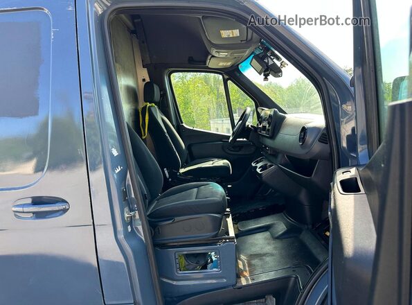 WD4PF1CD8KP147104 2019 MERCEDES-BENZ SPRINTER Blue 