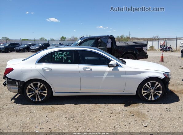 55SWF4JB0GU150006 2016 MERCEDES-BENZ C-CLASS White 360 interior view