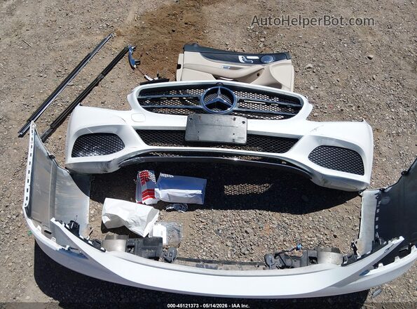 55SWF4JB0GU150006 2016 MERCEDES-BENZ C-CLASS White Instrument cluster view