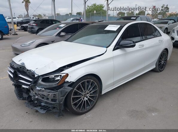 55SWF4JB0JU263879 2018 MERCEDES-BENZ C-CLASS White Przód lewy