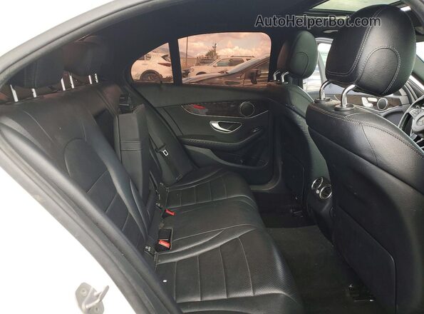 55SWF4JB2JU257520 2018 MERCEDES-BENZ C White 