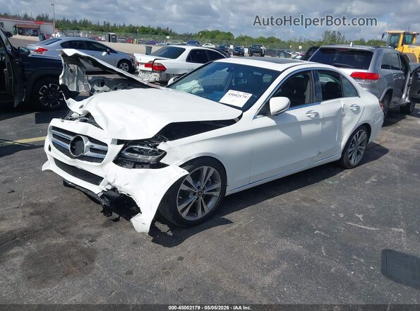 55SWF4JB2JU278996 2018 MERCEDES-BENZ C-CLASS White Vista tres cuartos delantera izquierda