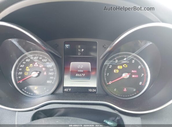 55SWF4JB2JU278996 2018 MERCEDES-BENZ C-CLASS White Vista de los asientos traseros