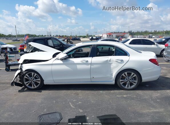 55SWF4JB2JU278996 2018 MERCEDES-BENZ C-CLASS White Vista interior de 360 grados