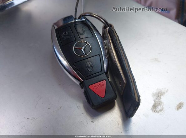 55SWF4JB2JU278996 2018 MERCEDES-BENZ C-CLASS White Vista del salpicadero