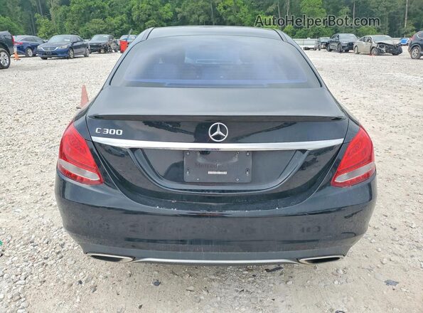 55SWF4JB3GU174557 2016 MERCEDES-BENZ C Black Вид ззаду