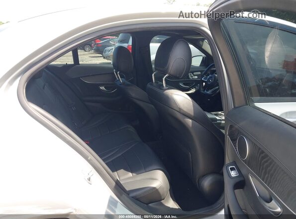 55SWF4JB3HU220664 2017 MERCEDES-BENZ C-CLASS Silver VIN კოდის სტიკერის ხედი