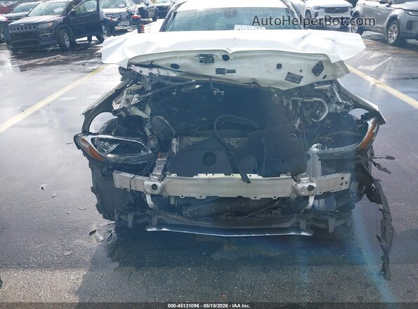 55SWF4JB5GU168940 2016 MERCEDES-BENZ C-CLASS White Vista frontal