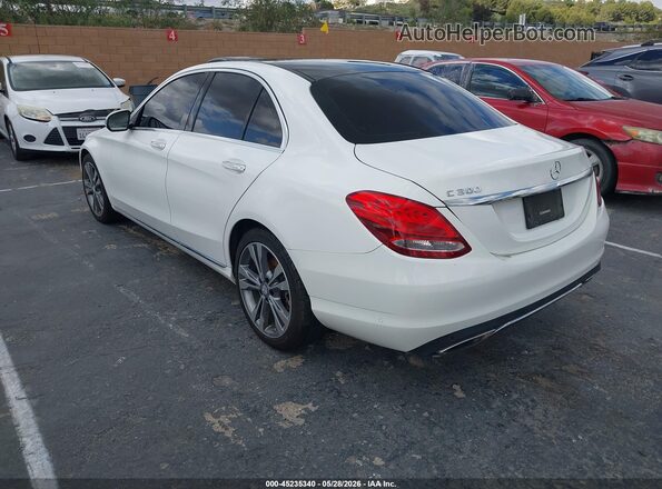 55SWF4JB5HU194519 2017 MERCEDES-BENZ C-CLASS White 