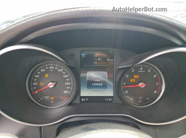 55SWF4JB7HU225026 2017 MERCEDES-BENZ C White Widok zestawu wskaźników