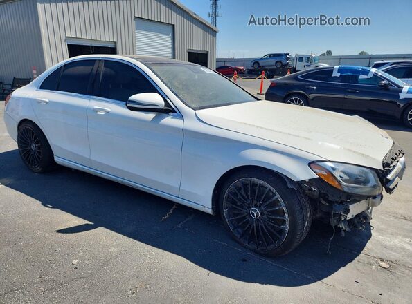 55SWF4JB8GU144261 2016 MERCEDES-BENZ C White 