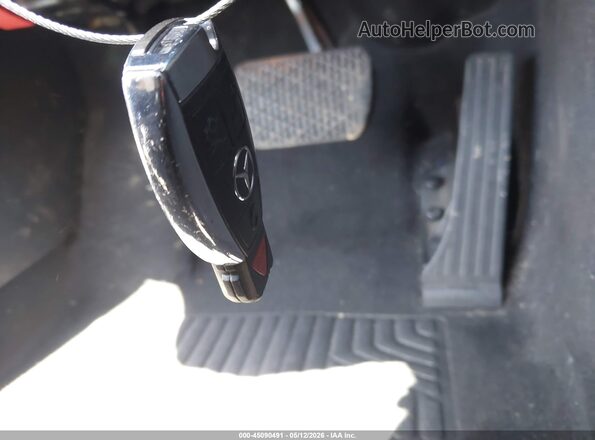 55SWF4JB8JU247722 2018 MERCEDES-BENZ C-CLASS Black Առջևի վահանակի տեսք