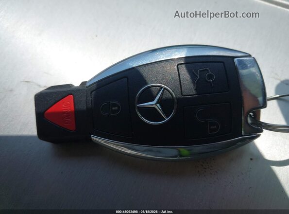 55SWF4JB8JU273608 2018 MERCEDES-BENZ C-CLASS Black Dashboard view