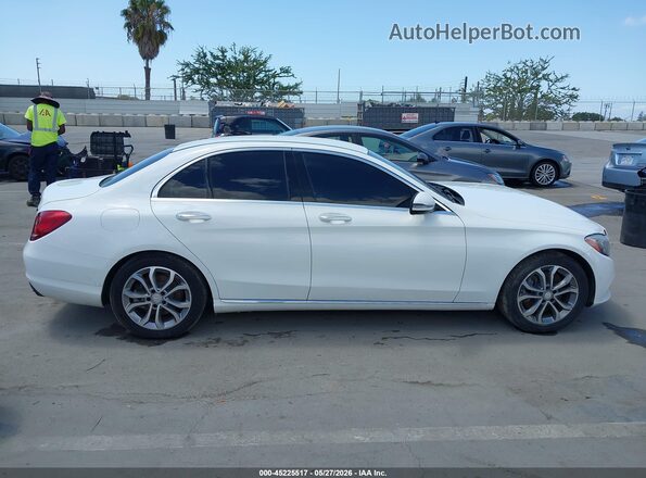 55SWF4JBXGU128854 2016 MERCEDES-BENZ C-CLASS White Vista interior trasera