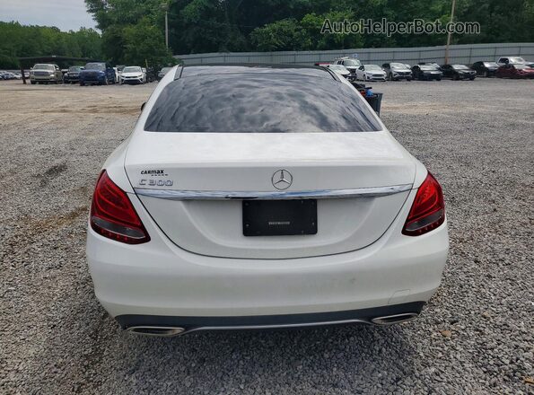 55SWF4JBXGU142611 2016 MERCEDES-BENZ C White 